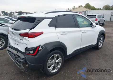 2022 Hyundai Kona Sel z USA, uszkodzony, nr VIN KM8K6CAB0NU877589